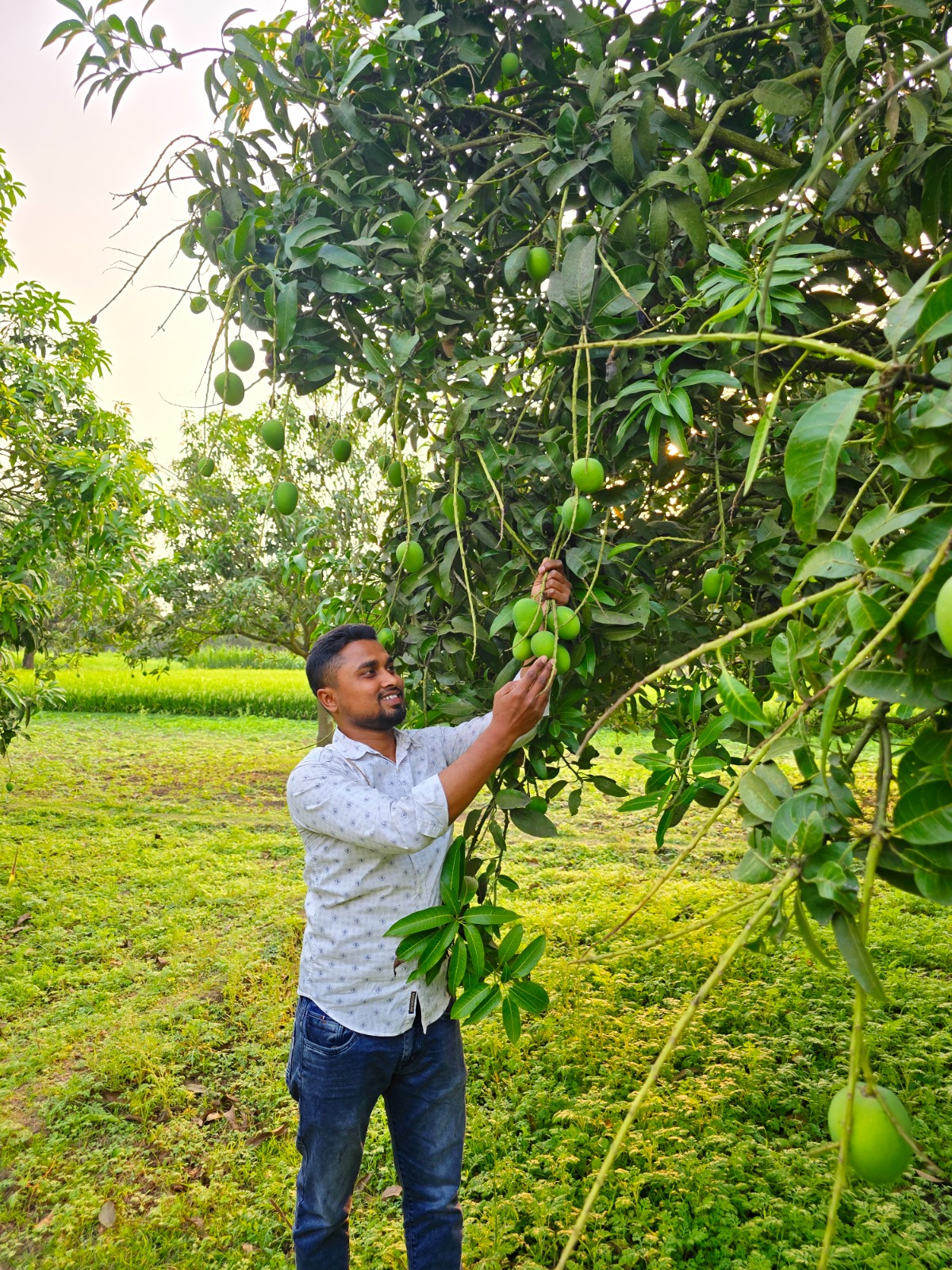 "নিরাপদ খাদ্য: আমাদের অঙ্গীকার, বিশুদ্ধতার গ্যারান্টি।"